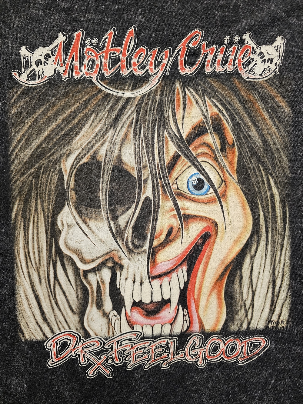 Mötley Crüe Dr. Feelgood Band Tee - Global Washed Black Mineral Wash T-Shirt - Picture 3 of 6